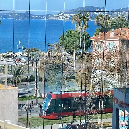 Sur La Promenade Des Avec Vue Originale A 40 M De La Apartment *